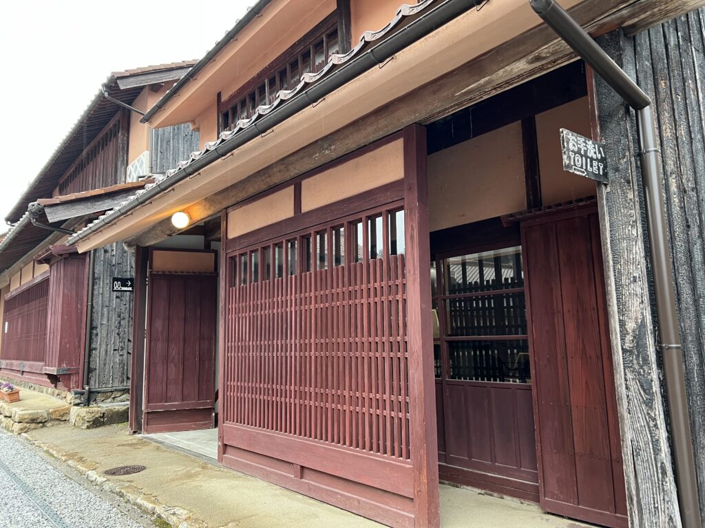 吹屋ふるさと村　トイレ