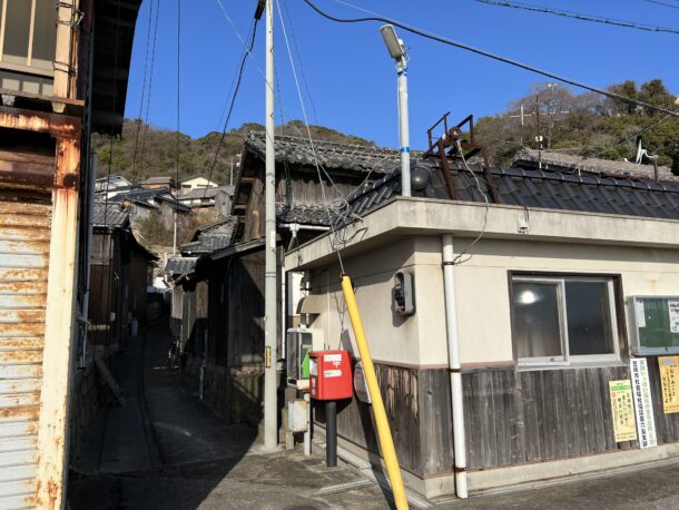 六島　路地